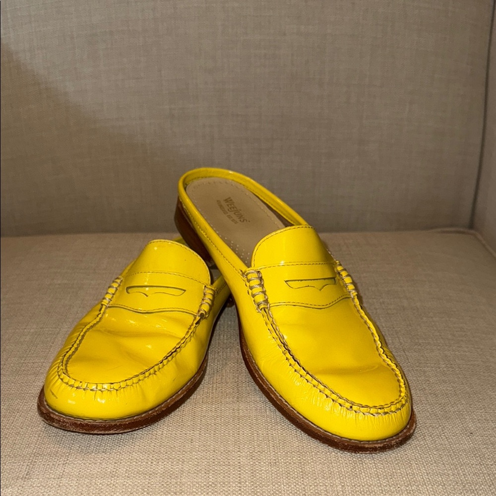 GH Bass Weejun Lemon Yellow Patent Leather Women’s Slide Loafers